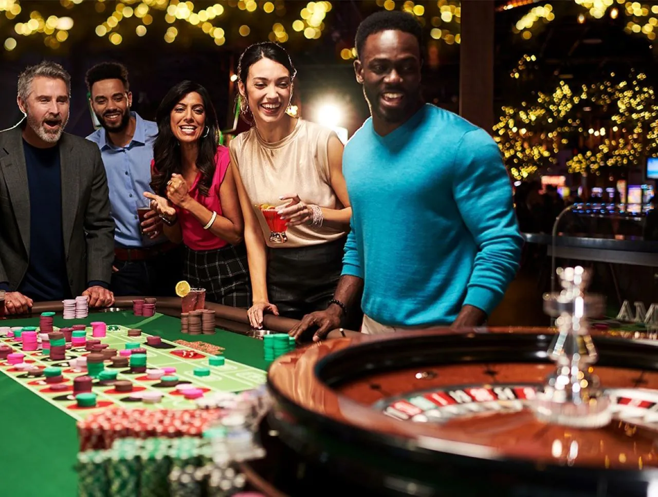 people playing roulette